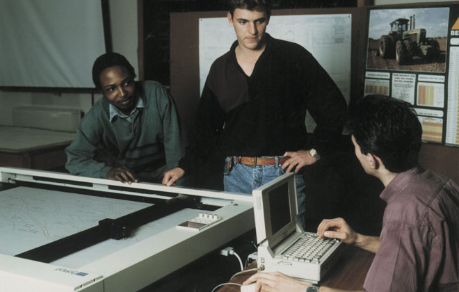 Data plotter connected to early computer